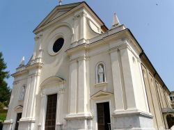 La chiesa parrocchiale di Cristo Re e Nostra Signora Assunta a Masone - © Davide Papalini - CC BY-SA 3.0 - Wikipedia