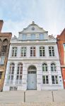 La famosa Buddenbrookhaus a Lubecca, Germania. Questo edificio del 1758, poi ricostruito dopo la Seconda Guerra Mondiale, è appartenuto alla famiglia di Thomas Mann e Heinrich Mann e ...
