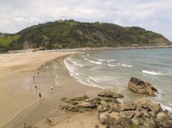 La grande spiaggia di Deba, costa nord della Spagna, Paesi Baschi - ©  Doin Oakenhelm / Shutterstock.com 