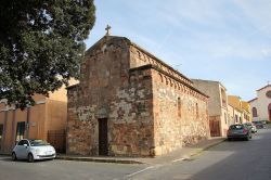 La storica Chiesa di Nostra Signora di Talia a Olmedo in Sardegna. In aprile si svolge la Festa di Nostra Signora di Talia, con un ricco programma di eventi in città