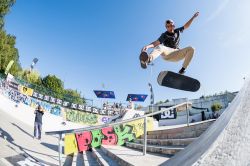 Lo skateboarder Daniel Fernandes durante una prova del DC Skate Challenge by Moche, Viseu, Portogallo - © homydesign / Shutterstock.com
