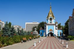 Il Monastero Ciuflea a Chisinau, Moldavia. Venne fondato nel 1858 da due mercanti, fratelli, emigrati dalla Macedonia in Bessarabia nel 1821.



