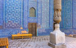 Ornamenti islamici all'interno di Palace Tosh Hovli a Khiva in Uzbekistan - © eFesenko / Shutterstock.com