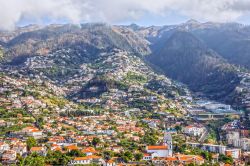 Panorama di Madeira e della sua capitale, Funchal (Portogallo) - Così piena la visione che suggerisce Madera che non si sa da quale parte cominciare a raccontarla. Sì perché ...