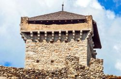 Particolare della fortezza di San Michele a Ossana in Trentino - © Rigamondis / Shutterstock.com