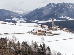 Renon in inverno dopo una nevicata Alto Adige - © tgasser / Shutterstock.com