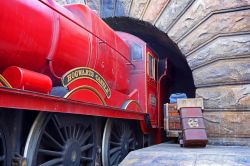 Il famoso treno di Harry Potter. L'Espresso per Hogwarts ad Orlando, Florida - © alexsvirid / Shutterstock.com