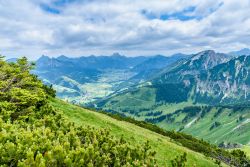 Un pittoresco panorama delle alpi tedesche viste da Bad Hindelang: siamo nel land della Baviera.
