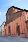 Una chiesa nel centro storico di Cento, Emilia-Romagna - © Mi.Ti. / Shutterstock.com