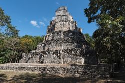Una piramide Maya a Muyil sito archeologico non distante da Felipe Carrillo Puerto
