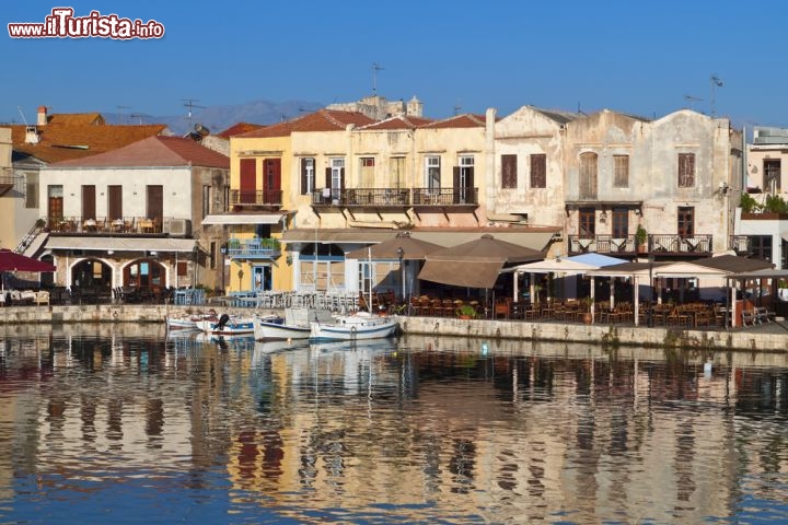 Immagine Rethymno e il suo porto veneziano, siamo sull'isola di Creta, Grecia - © Panos Karas / Shutterstock.com