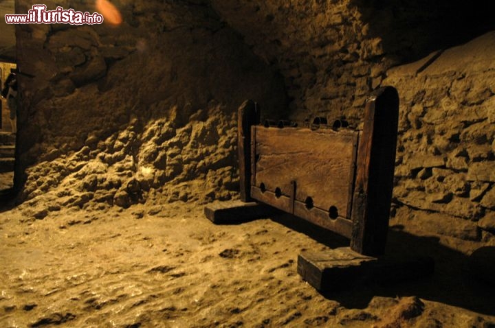 Immagine Strumenti di tortura nelle segrete della Fortezza di San Leo, sono molti gli oggetti raccolti in questo museo, dedicato proprio alla pratica della tortura