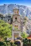 Antico monastero sull'isola di Rodi, Grecia - La torre campanaria di un antico monastero costruito nel cuore di Rodi © Birute Vijeikien / Shutterstock.com