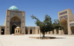 La Moschea Kalon a Bukhara, in Uzbekistan - © alfotokunst / Shutterstock.com
