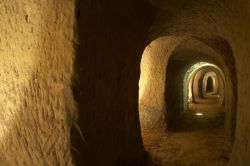 Grotte del Cantinone, percorso sotterraneo di Osimo