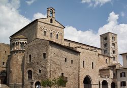 Il Borgo di Anagni: una fotografia della cattedrale medievale di Santa Maria - © Angelo Giampiccolo / Shutterstock.com