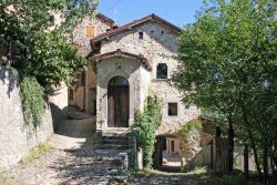 Il borgo della Scola di Vimignano è una delle attrazioni turistiche del territorio comunale di Grizzana Morandi  - © Carlo Pelagalli / Wikipedia