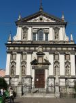 La facciata della Chiesa di Santa Maria delle Grazie a Carignano
