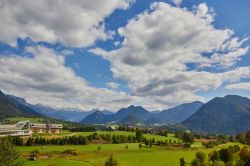 Panoramica delle Alpi austriache da Bad Aussee in Stiria