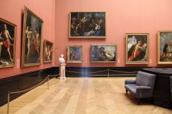 Sala con pregevoli opere di pittura a Museo della ...