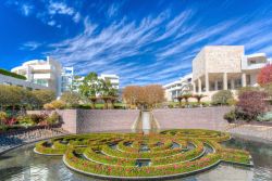 Il Central garden, la magistrale creazione di Robert Irwin. Una visita al Getty Center di Los Angeles non può prescindere in una full-immersion nei suoi splendidi gardens  - © ...