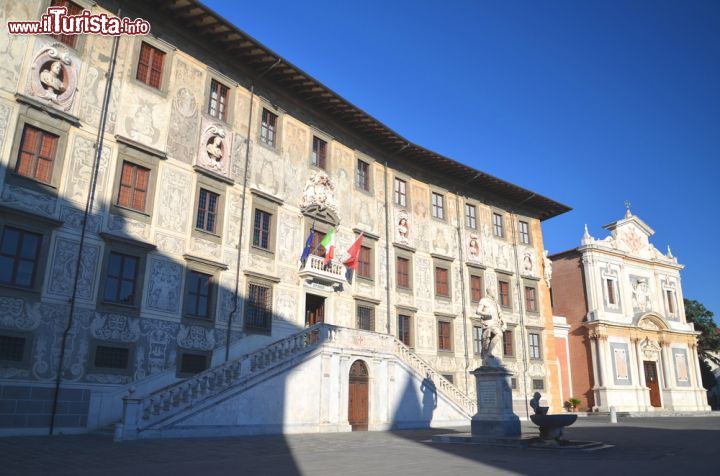 Immagine La Scuola Normale di Pisa, una delle Università più importanti d'Italia si trova nell'elegante Palazzo Cavalieri, nell'omonima piazza - © 153812579 / Shutterstock.com