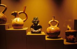 Ceramiche Moche, Tomba Reale Museo Sipan, Lambayeque. ...