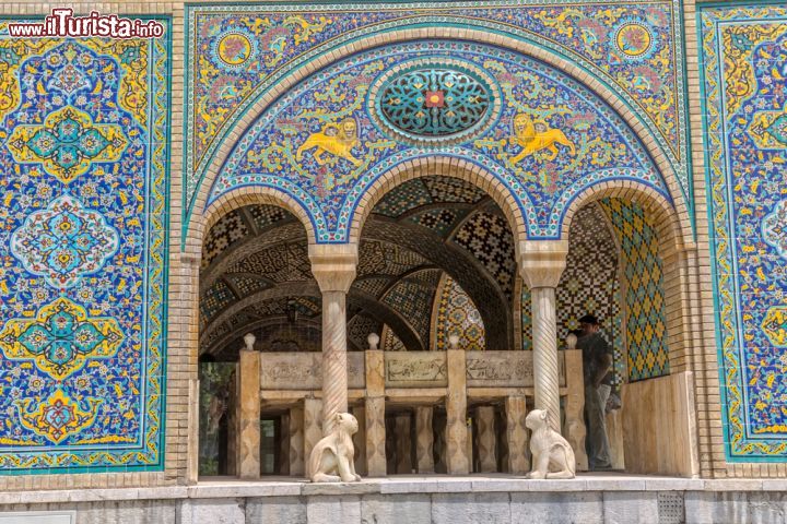 Immagine La ricca residenza di Karim Khan al Palazzo Golestan di Tehran - © OPIS Zagreb / Shutterstock.com