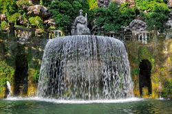 La Fontana dell'Ovato a Villa d'Este ...
