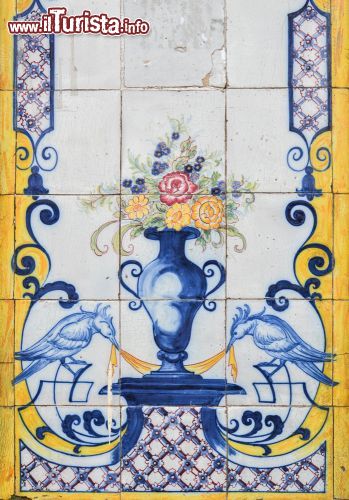 Immagine Ceramiche tipiche portoghesi a Principe Real, Lisbona - © Paulo Goncalves / Shutterstock.com