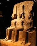 La statua di Ramses II insieme agli dei Amon e Hathor: una perla dell'Antico Egitto esposta a Torino - tra le tante importantissimi statue esposte al Museo Egizio di Torino, in particolare ...