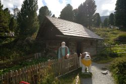 La capanna del Nonno di Heidi nel parco di Bad Kleinkircheim in Austria