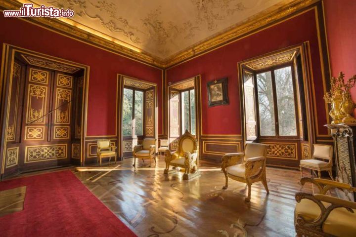 Immagine Gli interni restaurati della Reggia di Monza, la Villa Reale asburgica costruita con stile neoclassico nella seconda metà del 18° secolo - © www.reggiadimonza.it
