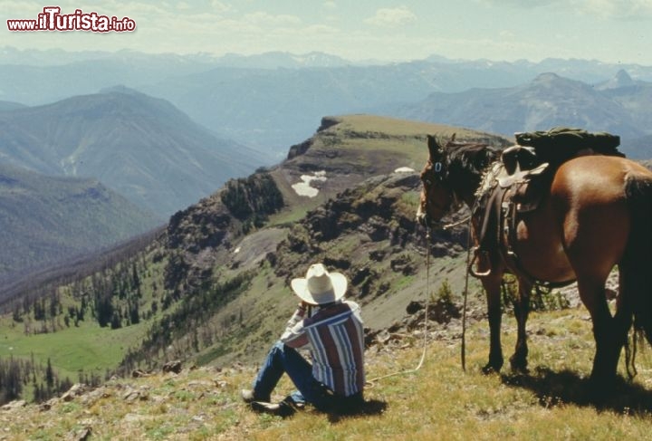 Cowboy overlook, vista panoramica nel Wyoming vicino a Red Wall. Credit: Wyoming Travel & Tourism