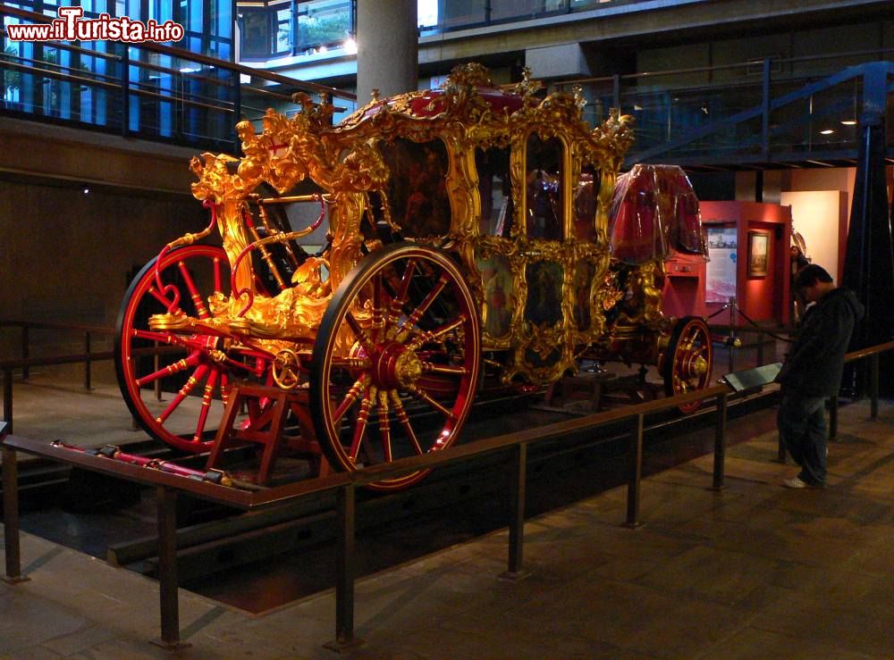 Immagine Una storica Carrozza del Sindaco di Londra esposta al Museum of London, Inghilterra - ©   CC BY-SA 2.0, Wikipedia