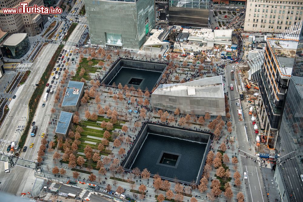 Immagine Vista aerea del memoriale 11 settembre a Lower Manhattan, New York