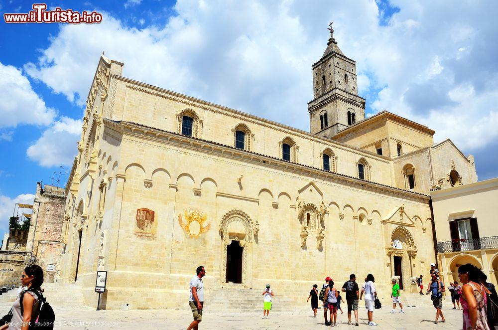 Immagine La Cattedrale di Maria Santissima della Bruna a Matera - © maudanros / Shutterstock.com