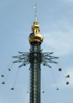 La Torre del Prater (Praterturm) una delle attrazioni del parco giochi di Vienna