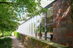 Oltre ad essere un museo d'arte la Fondazione Beyeler, a Riehen di Basilea, offre uno splendido giardino   - © laura zamboni / Shutterstock.com