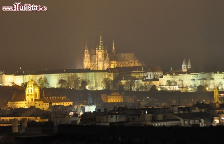 La città di Praga vista dalla suite dell'Hotel Majestic Plaza