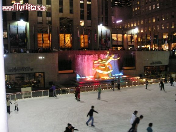 Immagine Prometeo e la pista di pattinaggio al Rockefeller Center