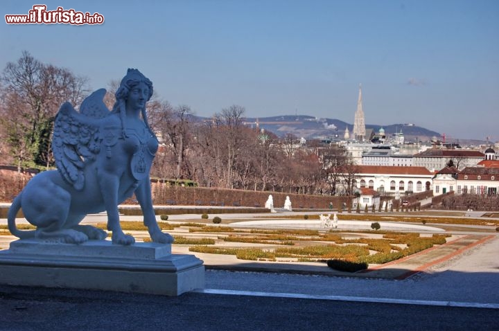 Immagine Giardini del Belvedere vedere vista su Vienna Centro