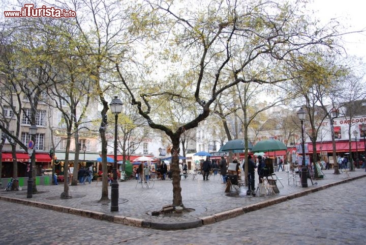 Immagine Place du Tertre, la piazza degli artisti a Montmartre
