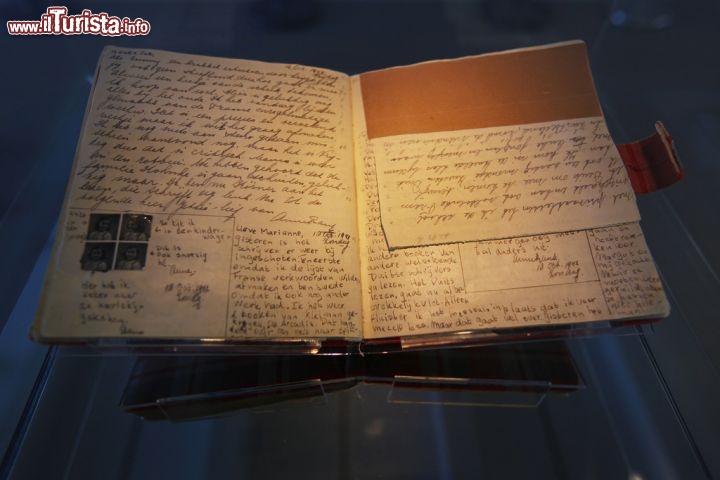 Immagine Il diario originale di Anna Frank, una delle perle del museo di Anne Frankhuis di Amsterdam