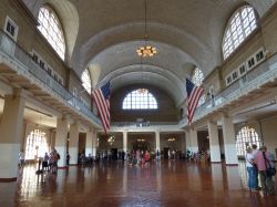 Main hall,12 milioni di persone sono passate per questa stanza ad Ellis Island