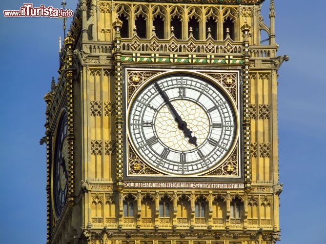 Immagine Dettaglio Big Ben faccia rivolta verso Houses of Parliament - visitlondonimages/ britainonview