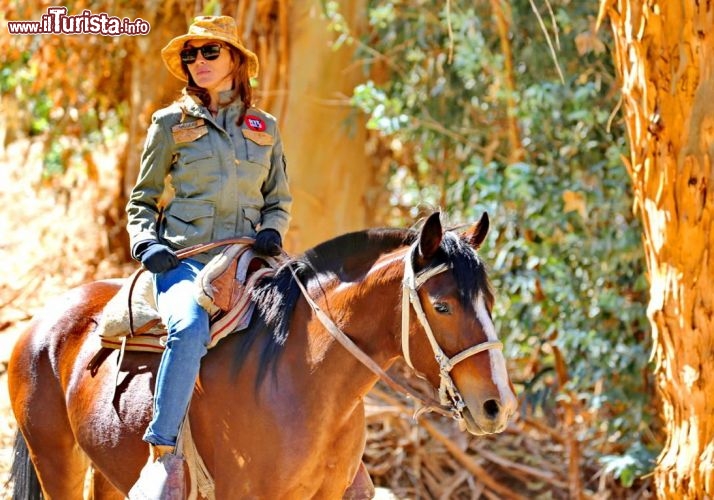Chiara a cavallo nella magica Valle de Elqui - © DONNAVVENTURA® 2012 - Tutti i diritti riservati - All rights reserved