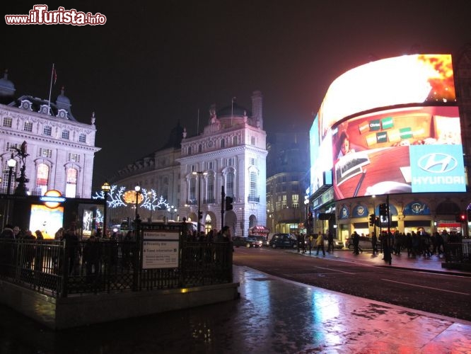 Immagine Piccadilly Circus by night, la celebre piazza di Londra
