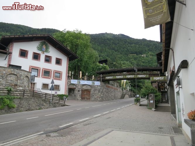 Immagine Ingresso stabilimento storico della birra Forst, una delle eccellenze dell'Alto Adige