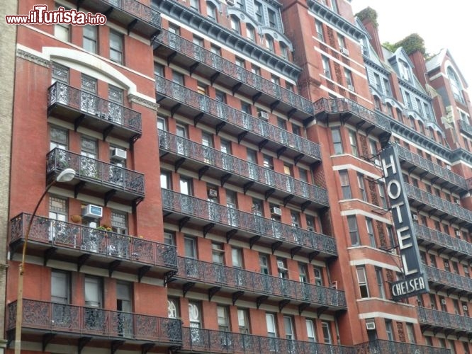 Immagine Facciata del Chelsea Hotel, New York City